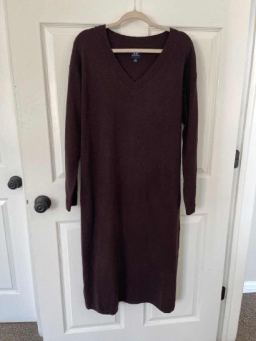 Gap Maternity Brown V-Neck Sweater Dress Size Medium